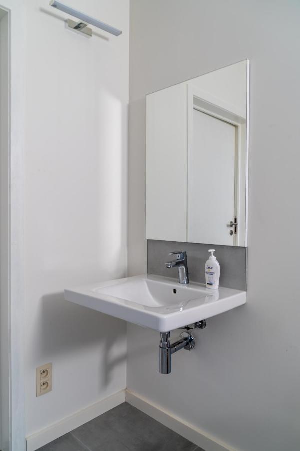 De Hoog Velden vakantiewoning NeerNeerpelt Buitenkant foto